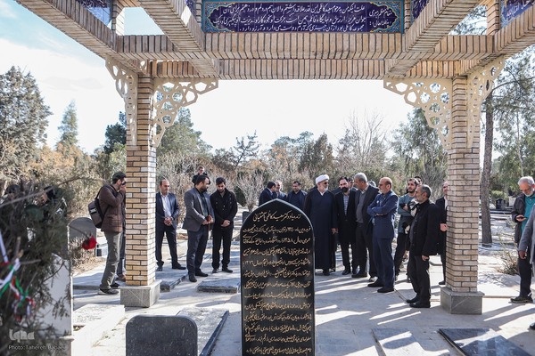 نشست چالش‌های حقوقی و اخلاقی بکارگیری شخص سوم در درمان ناباروری