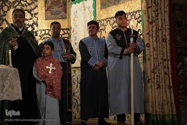 آیین عشای ربانی در کلیسای وانک اصفهان