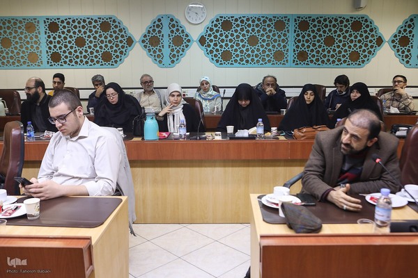 نشست علمی «ثمره ریشه‌شناسی در فهم معانی قرآن کریم»