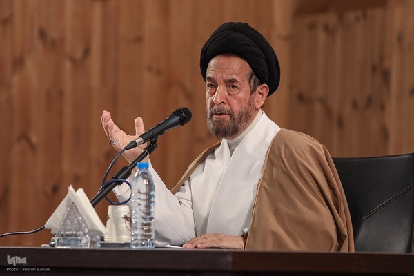 حجت الاسلام حمید روحانی، مورخ انقلاب اسلامی