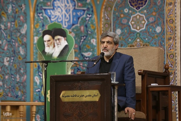 قرائت زیارت جامعه کبیره در حرم حضرت معصومه(س)