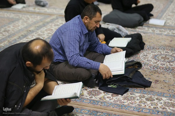 قرائت زیارت جامعه کبیره در حرم حضرت معصومه(س)