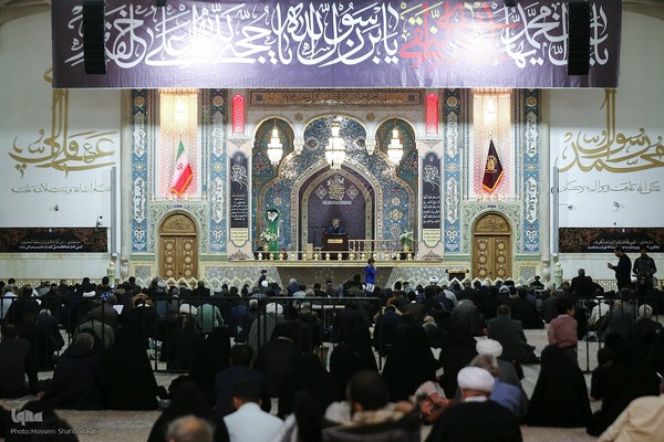 قرائت زیارت جامعه کبیره در حرم حضرت معصومه(س)