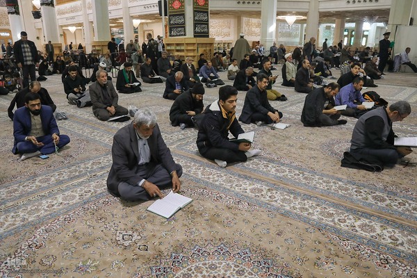 قرائت زیارت جامعه کبیره در حرم حضرت معصومه(س)