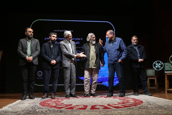 مراسم رونمایی از فرهنگنامه «اسارت و آزادگان»