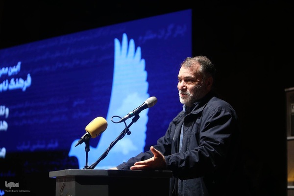 مراسم رونمایی از فرهنگنامه «اسارت و آزادگان»