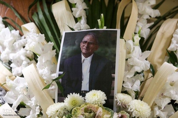 تشییع پیکر زنده یاد کریم مجتهدی