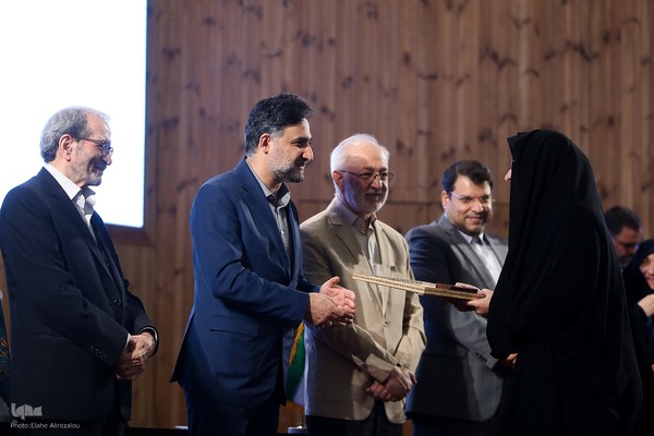 اختتامیه چهاردهمین جشنواره ملّی پژوهش و فناوری سازمان اسناد و کتابخانه ملّی ایران