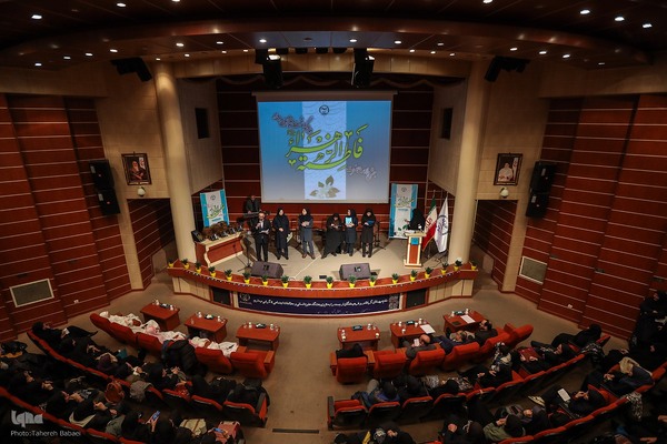 جشن بزرگداشت مقام زن ویژه بانوان جهادگر جهاددانشگاهی