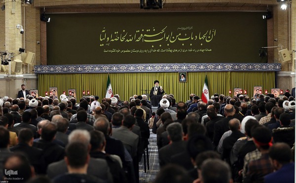 دیدار اعضای کنگره ملی بزرگداشت ۲۴ هزار شهید تهران با رهبر معظم انقلاب