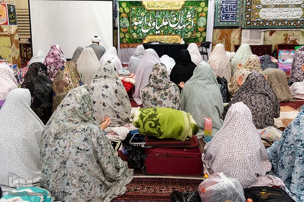 مراسم اعتکاف در مسجد جامع رجایی شهر کرج