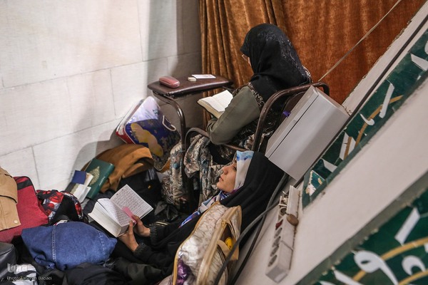 مراسم اعمال ام داوود در مسجد دانشگاه تهران