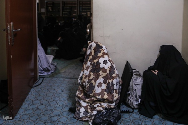 مراسم اعمال ام داوود در مسجد دانشگاه تهران