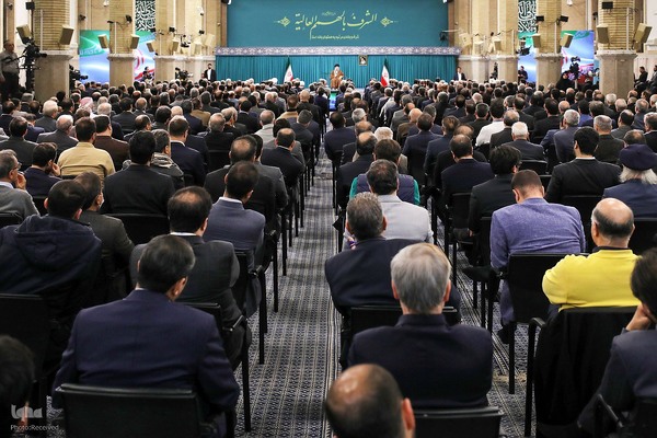 دیدار تولیدکنندگان و فعالان اقتصادی