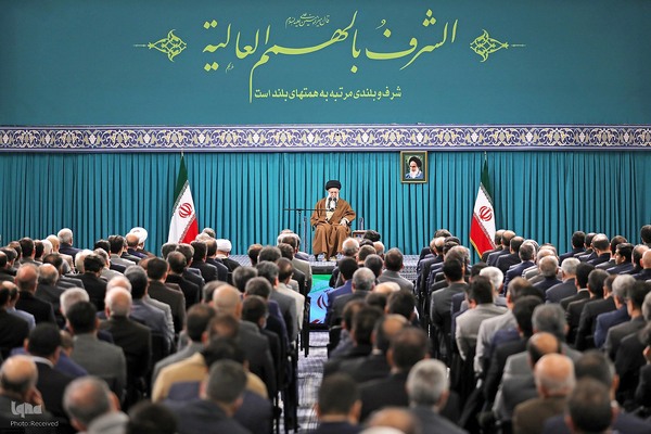 دیدار تولیدکنندگان و فعالان اقتصادی