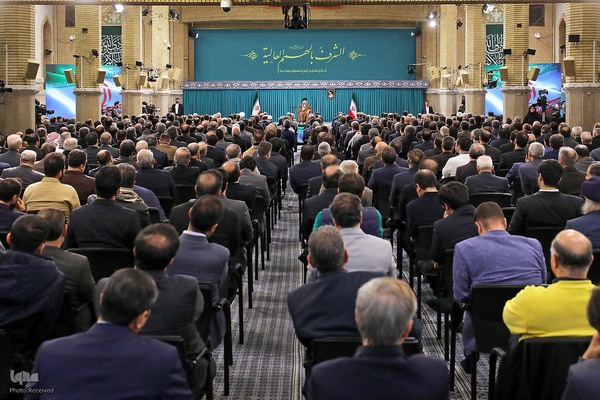 دیدار تولیدکنندگان و فعالان اقتصادی