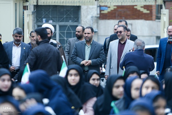 آیین نواختن گلبانگ انقلاب اسلامی