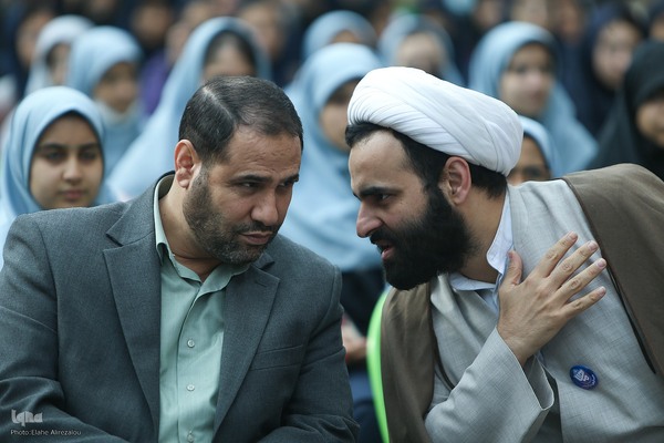 آیین نواختن گلبانگ انقلاب اسلامی