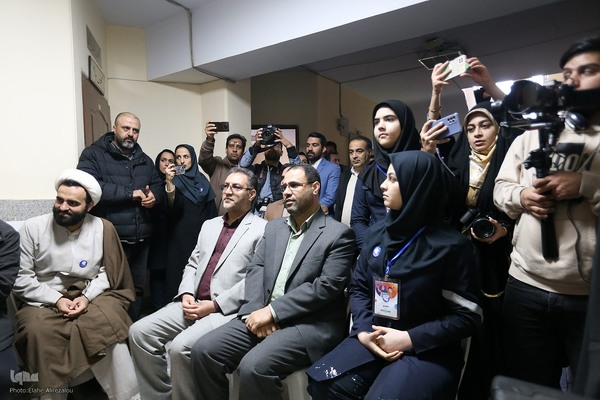 آیین نواختن گلبانگ انقلاب اسلامی