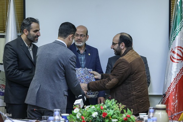 دومین دوره آموزشی - فرهنگی شناخت واقعیات آمریکا، انگلیس، فرانسه ، رژیم صهیونیستی و نظام سلطه