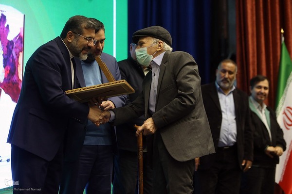 اختتامیه هجدهمین جشنواره شعر فجر