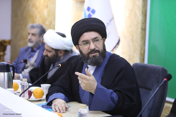 حجت‌الاسلام سیدمصطفی حسینی در هم‌اندیشی اساتید و چهره‌های قرآنی پیرامون ماه رمضان