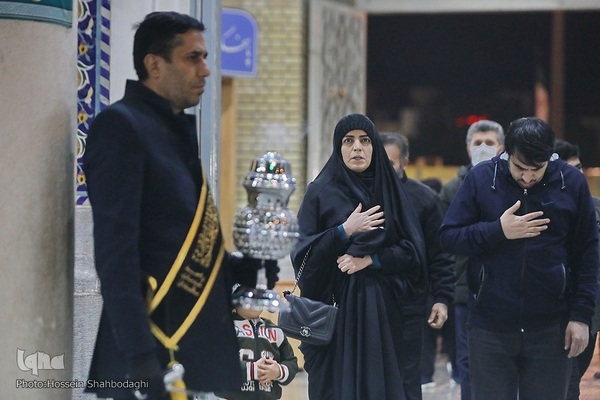 حال و هوای حرم بی بی حضرت معصومه(س) در شب شهادت پدر بزرگوارشان