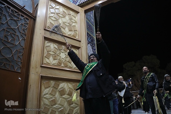 حال و هوای حرم بی بی حضرت معصومه(س) در شب شهادت پدر بزرگوارشان