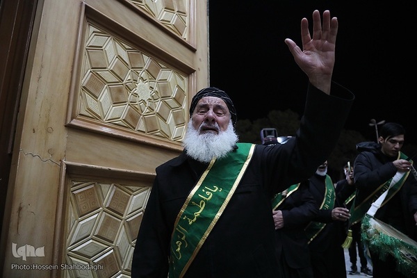 حال و هوای حرم بی بی حضرت معصومه(س) در شب شهادت پدر بزرگوارشان