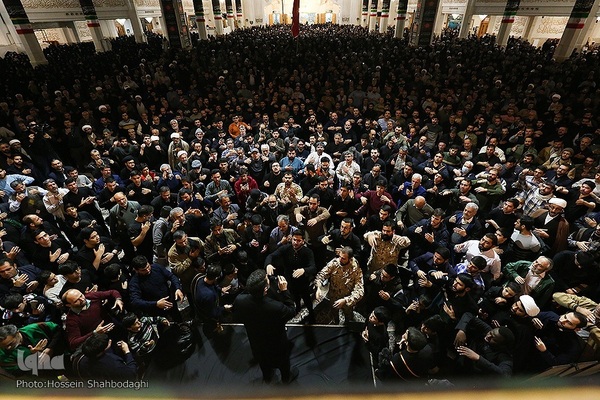 حال و هوای حرم بی بی حضرت معصومه(س) در شب شهادت پدر بزرگوارشان