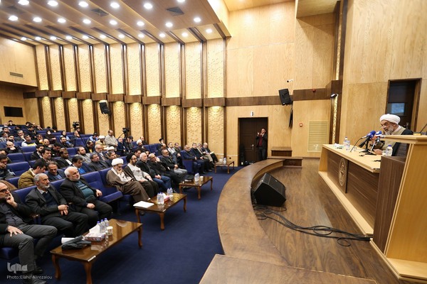 نشست تخصصی «انقلاب، جهاد و مقاومت و عزت بین‌المللی»
