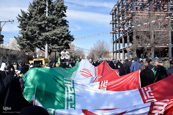 راهپیمایی 22 بهمن در شهرکرد