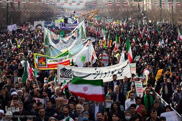 راهپیمایی 22 بهمن در مشهد