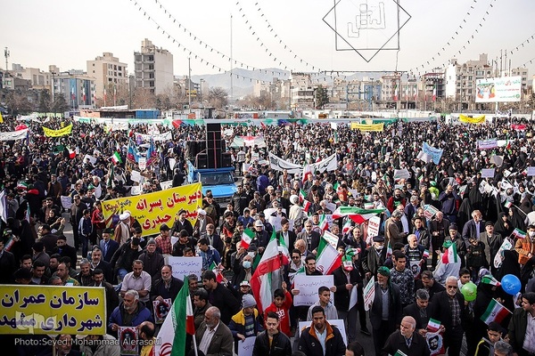 راهپیمایی 22 بهمن در مشهد