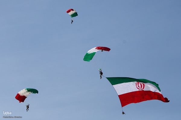 راهپیمایی 22 بهمن در تهران