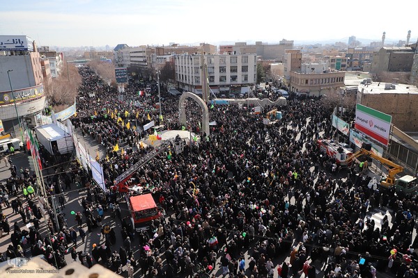 راهپیمایی 22 بهمن در تبریز