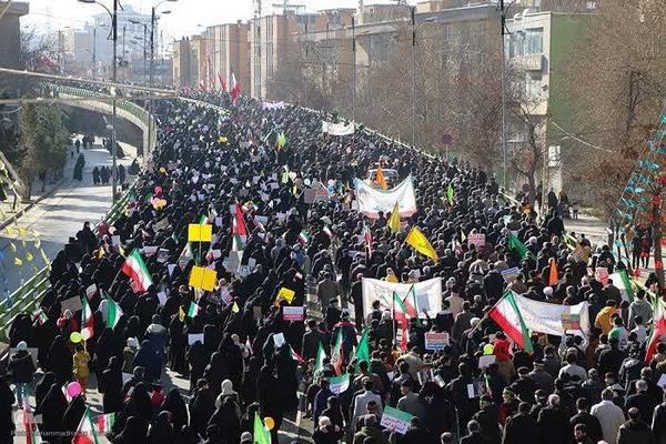 راهپیمایی 22 بهمن در همدان