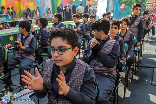 پخت کیک 14 متری به مناسبت میلاد امام حسین(ع) در اهواز