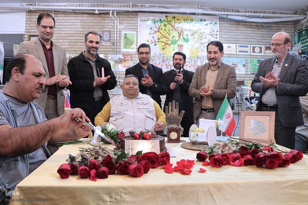 دیدار رییس جهاد دانشگاهی با جانبازان آسایشگاه ثارالله