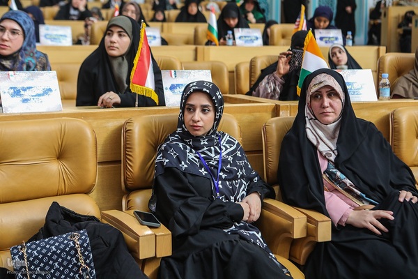 روز اول مسابقات قرآن بخش بانوان