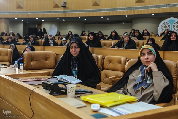 روز اول مسابقات قرآن بخش بانوان