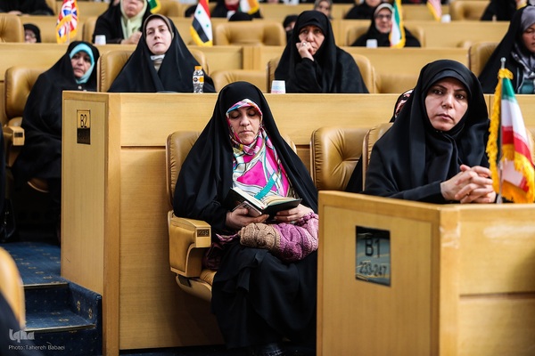 روز اول مسابقات قرآن بخش بانوان