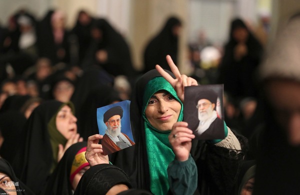 دیدار هزاران نفر از مردم آذربایجان شرقی با مقام معظم رهبری