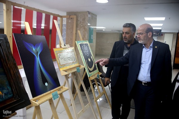 بازدید رییس جهاد دانشگاهی از  نمایشگاه هنر‌های قرآنی قلم