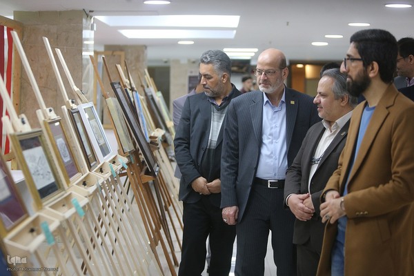 بازدید رییس جهاد دانشگاهی از  نمایشگاه هنر‌های قرآنی قلم