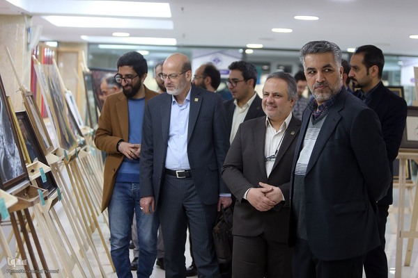 بازدید رییس جهاد دانشگاهی از  نمایشگاه هنر‌های قرآنی قلم