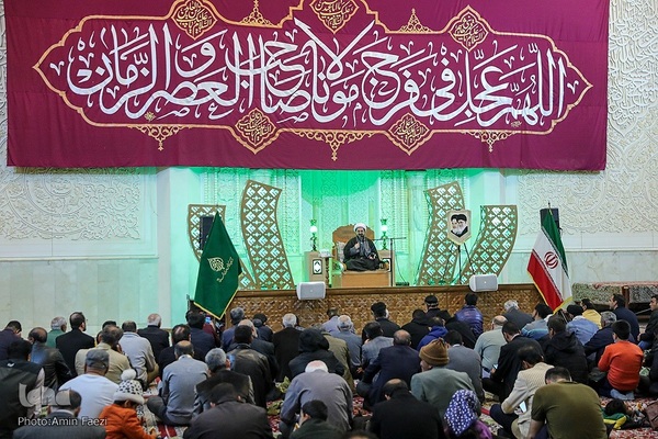 حال و هوای حرم شاهچراغ(ع) در شب نیمه شعبان‎