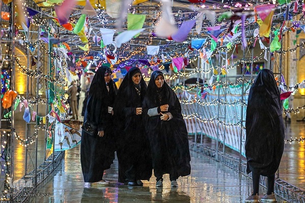 حال و هوای حرم شاهچراغ(ع) در شب نیمه شعبان‎