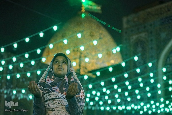 حال و هوای حرم شاهچراغ(ع) در شب نیمه شعبان‎