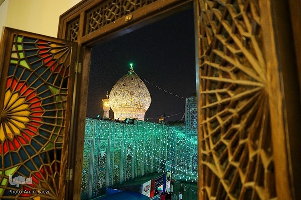 حال و هوای حرم شاهچراغ(ع) در شب نیمه شعبان‎